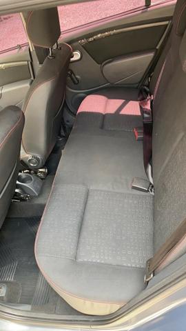 Sandero Vibe Hi-Flex 1.6 8V 5p - Foto 2