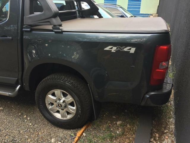 S10 ano 2015 cabine dupla 2.8 cinza 200cv - Foto 5