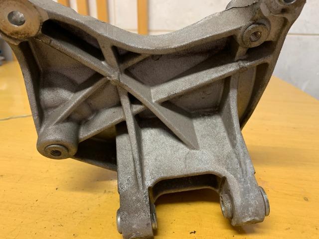 Suporte do alternador jeep renegade original - Foto 2