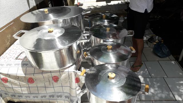 Panela de alumínio batido pra restaurante