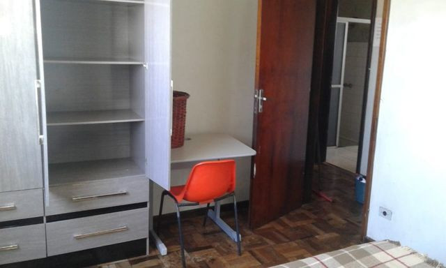 Quarto uma quadra do terminal do capão raso apartir R$ 450,00 zap * - Foto 2