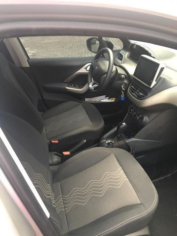 Peugeot 2008 Allure Automático 17/18 - Foto 8