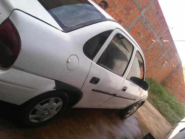 Corsa 2005 direção indra $ 8.000