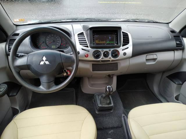 Mitisubishi L200 Triton 2014/15 Flex 2.4 GL 4x2 - Foto 7