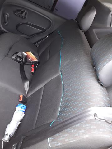Vendo esse Clio pouco rodado - Foto 8