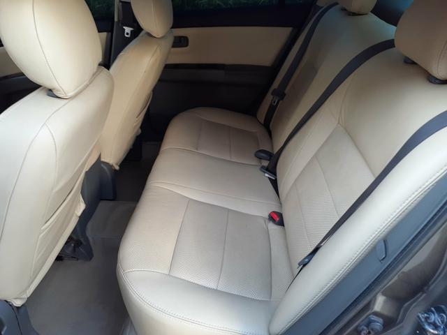 Nissan sentra - Foto 13