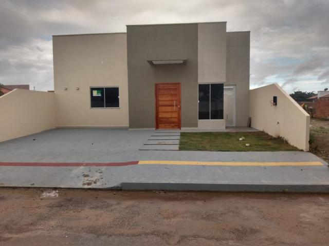 Casa Pronta em Condomínio