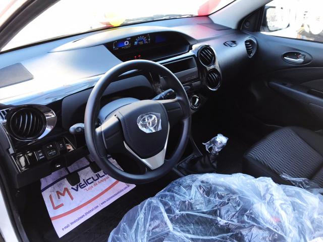 Etios X 1.3 Okm - Foto 8