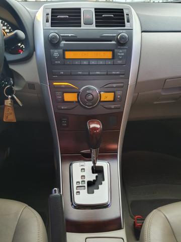 Corolla Altis 2.0 Automático - Foto 16