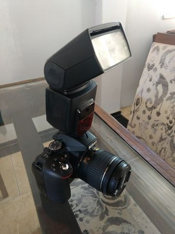 Câmera Nikon D5300 + Lente 18-55mm + Flash + Mochila + Radio flash - Foto 3