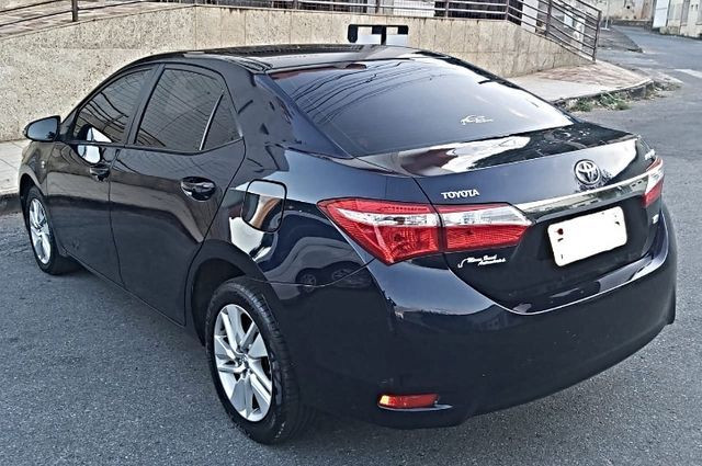 Corolla GLi 1. 8 Cvt - Foto 12