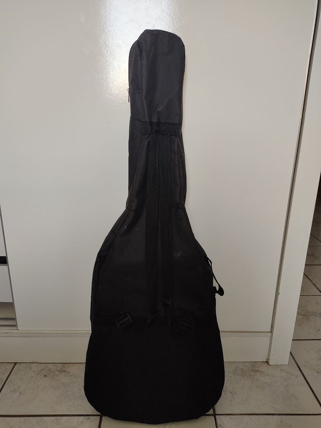 Violão Com Capa Usado Poucas vezes 