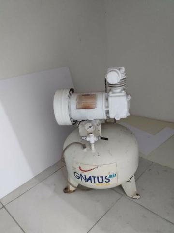 Compressor odontológico
