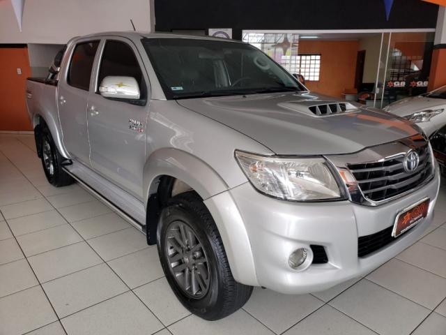 TOYOTA HILUX CD SRV 4X4 2.8 TDI DIESEL AUT. - Foto 2
