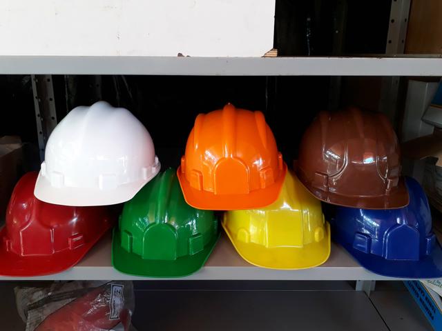 Capacetes para obra