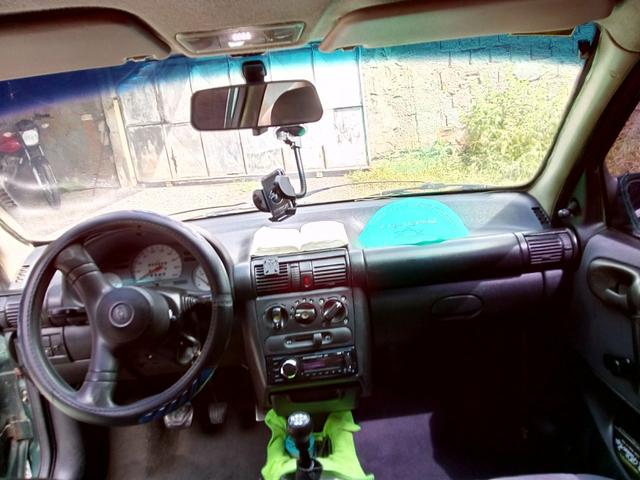 Corsa 1.0 - Foto 6