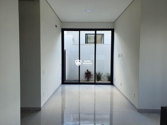 Maravilhosa Casa No Condomínio Village Damha 3-A83 - Foto 3