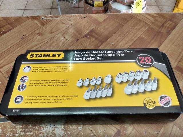 Jogo chave torx stanley 20pcs R$150,00 a vista novo sem uso - Foto 3