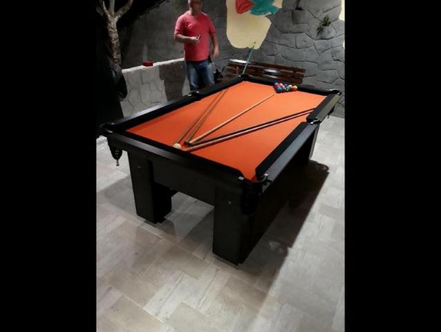 Mesa de Sinuca e Bilhar Tecido Laranja Bordas Pretas - Foto 3