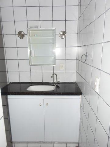 Casa duplex para locação no bairro cidades dos funcionarios, com piscina 4 suites - Foto 19