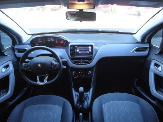 Juan Peugeot 208 1.2 Active 12v Flex 4p Manual * - Foto 7