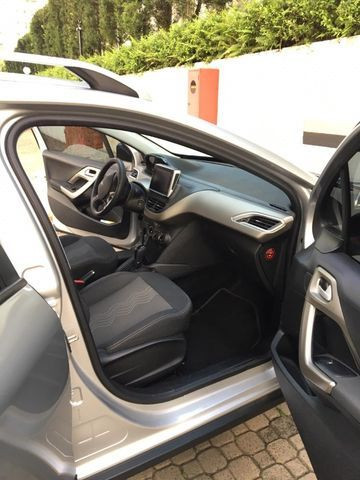 Peugeot 2008 Allure Automático 17/18 - Foto 3