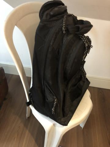 Mochila com rodinhas Targus
