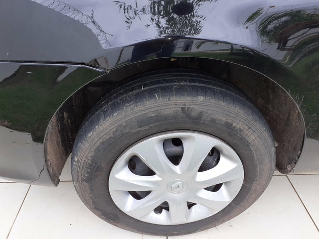 Vendo esse Clio pouco rodado - Foto 5