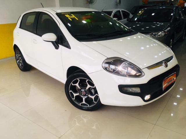 Fiat Punto Atractive 1.4 2014 (Aprovo sem Burocracia e Por Telefone)