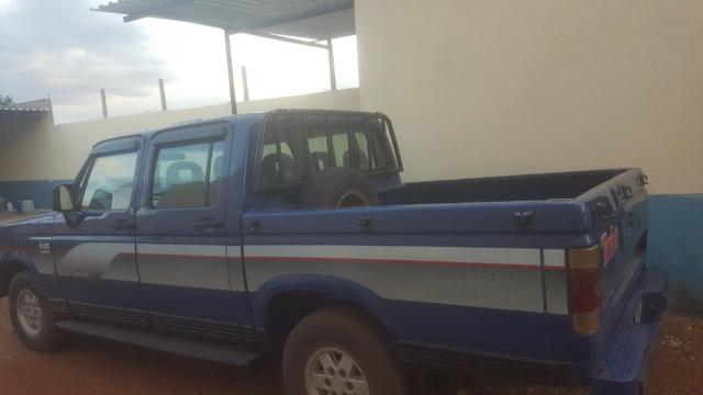 D-20 em perfeito estado, carro de garagem pra vender logo ! - Foto 3