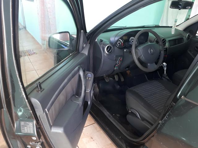 Sandero - Foto 4