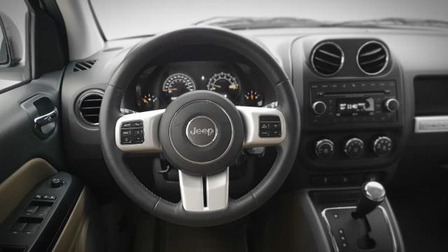 COMPASS 2014/2014 2.0 SPORT 4X2 16V GASOLINA 4P AUTOMÁTICO - Foto 13