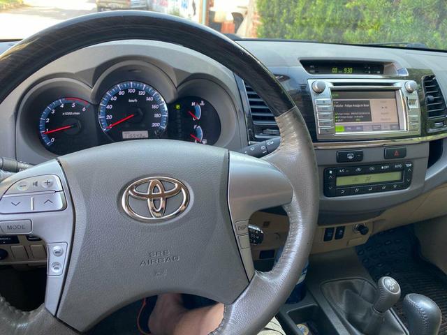 Toyota Hillux Sw4/2013 - Foto 4