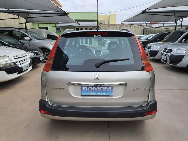 Peugeot 207 sw xs automática 2011 - Foto 4