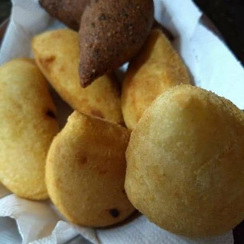 Encomendas de salgados e empadas para revendedores e autônomos