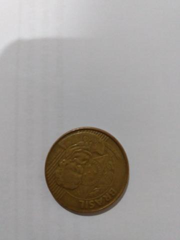 Moeda 25 centavos 2013 reverso invertido - Foto 2