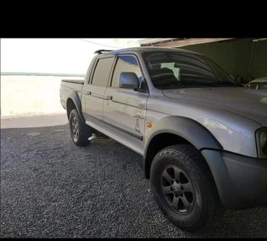 Mitsubishi L-200 - Foto 2