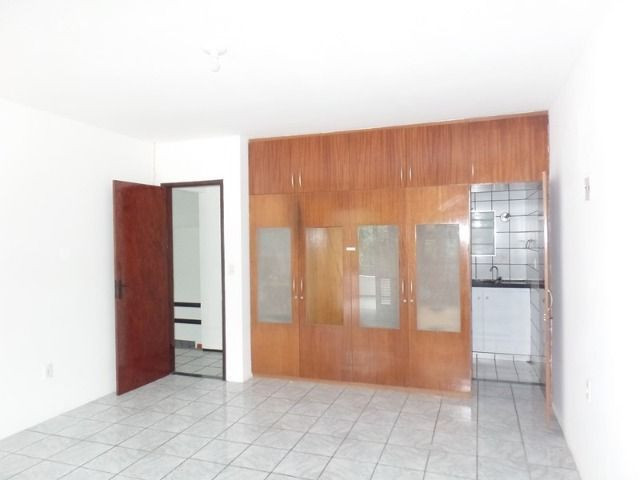 Casa duplex para locação no bairro cidades dos funcionarios, com piscina 4 suites - Foto 18