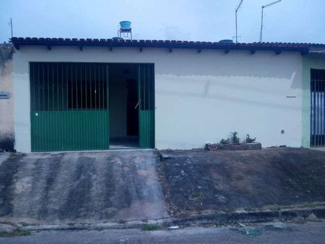 Aluga-se Ótima casa sozinha no lote em Samambaia Norte - QR 206