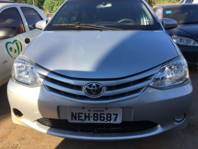 Toyota Etios 1.3 2014 - Foto 4