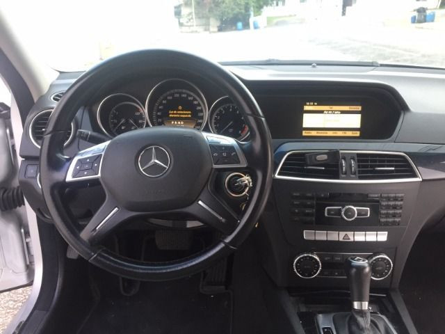 Mercedes-Benz C-180 CGI Turbo Impecável - Foto 6