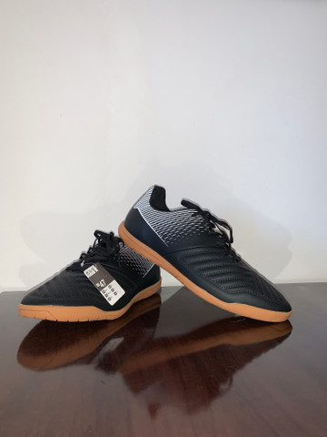 tenis futsal tamanho 45