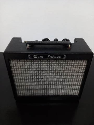 Mini Caixa Decorativa Fender 