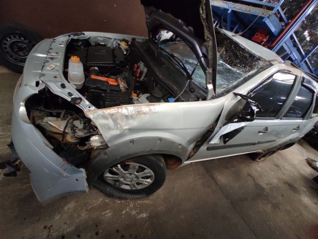 Fiat Palio week Trekking 1.6 2011/2012 Flex - Foto 2