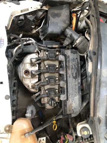 Sucata de cobalt 1.8 2018 com 55 mil km  - Foto 3