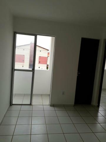 Alugo Apartamento no Condomínio Ponta Verde Próximo ao Shopping Pátio Norte - Foto 7