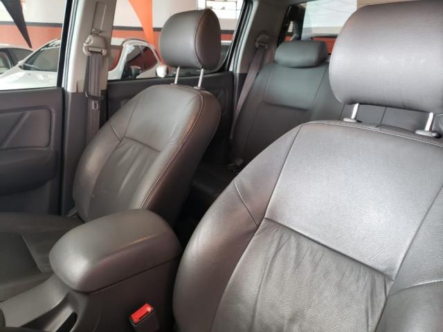 TOYOTA HILUX CD SRV 4X4 2.8 TDI DIESEL AUT. - Foto 15