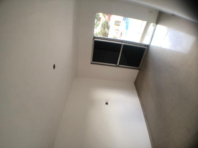 Apto 3 qtos , 3 suítes 2 vagas , Porcelanato, A/c Financiamento, Aceita carro Entrada - Foto 11