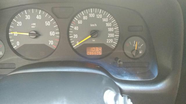 Astra 2.0 Advantage 86.000 kms - Foto 10