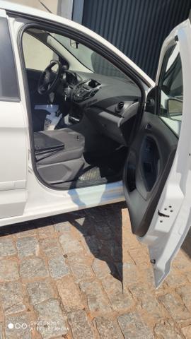 Ford ka+ (sedan) 1.0 15/15 - Foto 4